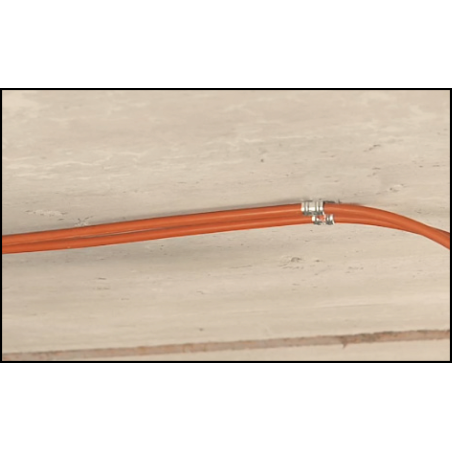 Sécurisez vos câbles avec des attaches métalliques 